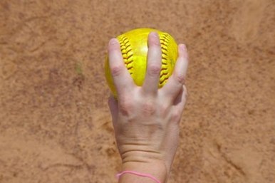 fastpitch softball pitching grips